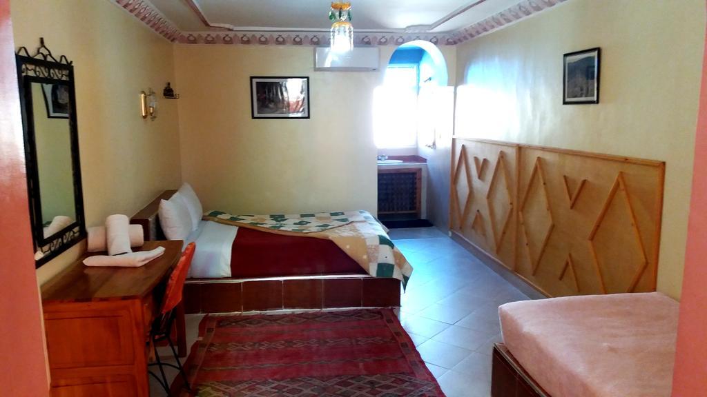 Ksar Timnay Hotel Aguelmous 외부 사진